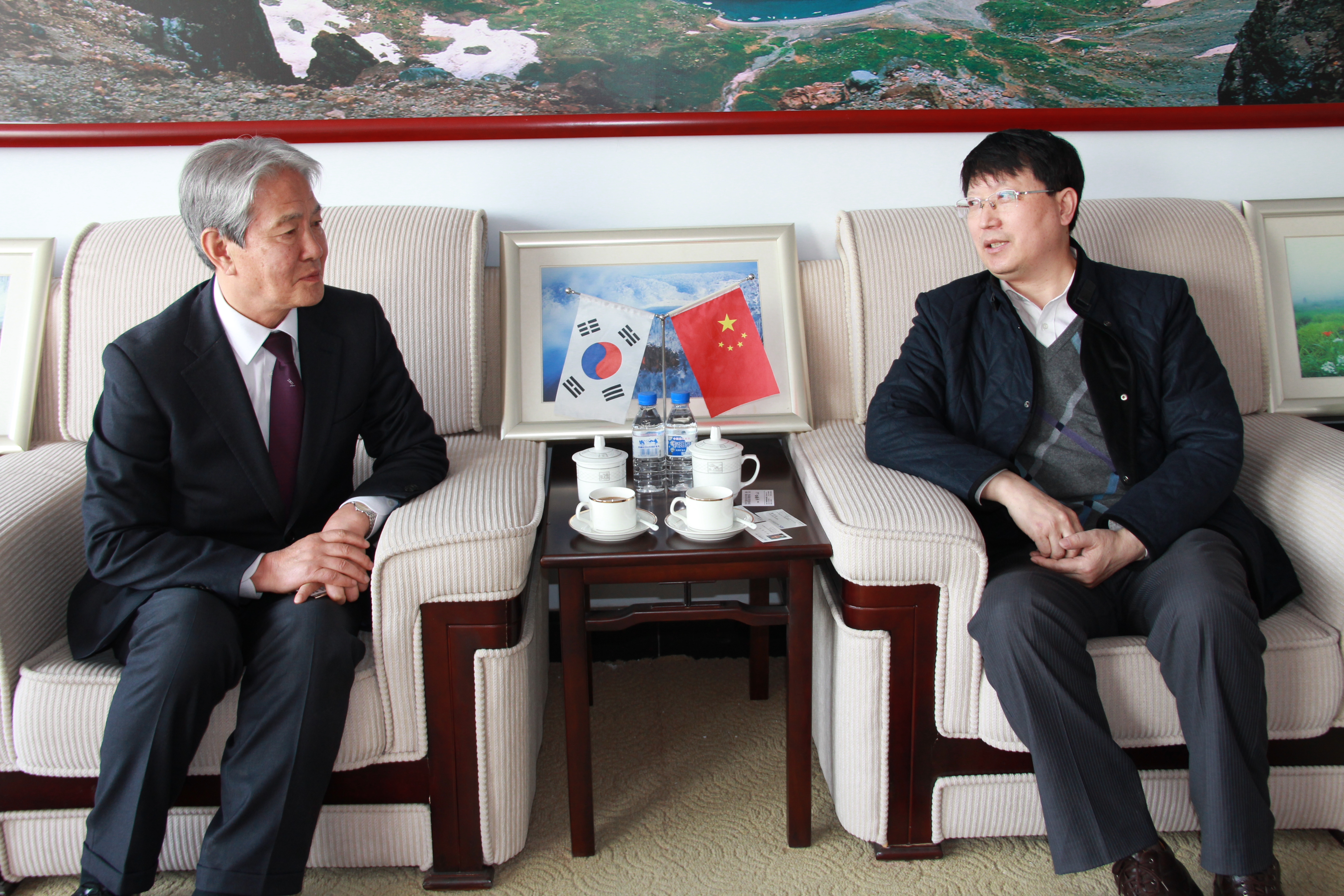 韩国国际大学访问我校1